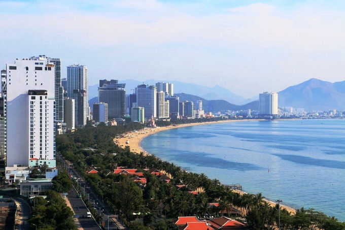 Ban Kinh tế Ng&acirc;n s&aacute;ch tỉnh Kh&aacute;nh H&ograve;a cơ bản thống nhất 56/57 dự &aacute;n đề nghị đưa v&agrave;o danh mục c&aacute;c dự &aacute;n cần thu hồi đất để ph&aacute;t triển kinh tế x&atilde; hội.