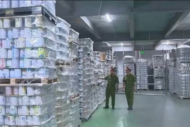 C&aacute;c đối tượng lập ra 9 c&ocirc;ng ty với mục đ&iacute;ch để c&aacute;c c&ocirc;ng ty n&agrave;y đứng t&ecirc;n hồ sơ c&ocirc;ng bố c&aacute;c d&ograve;ng sản phẩm sữa.