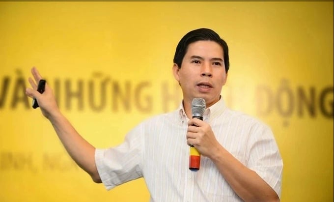 &Ocirc;ng Nguyễn Đức T&agrave;i gửi lời xin lỗi cổ đ&ocirc;ng v&igrave; năm 2023 kinh doanh kh&ocirc;ng hiệu quả như mong muốn, v&agrave; tr&igrave;nh con số lợi nhuận năm 2024 tăng đến 14 lần.