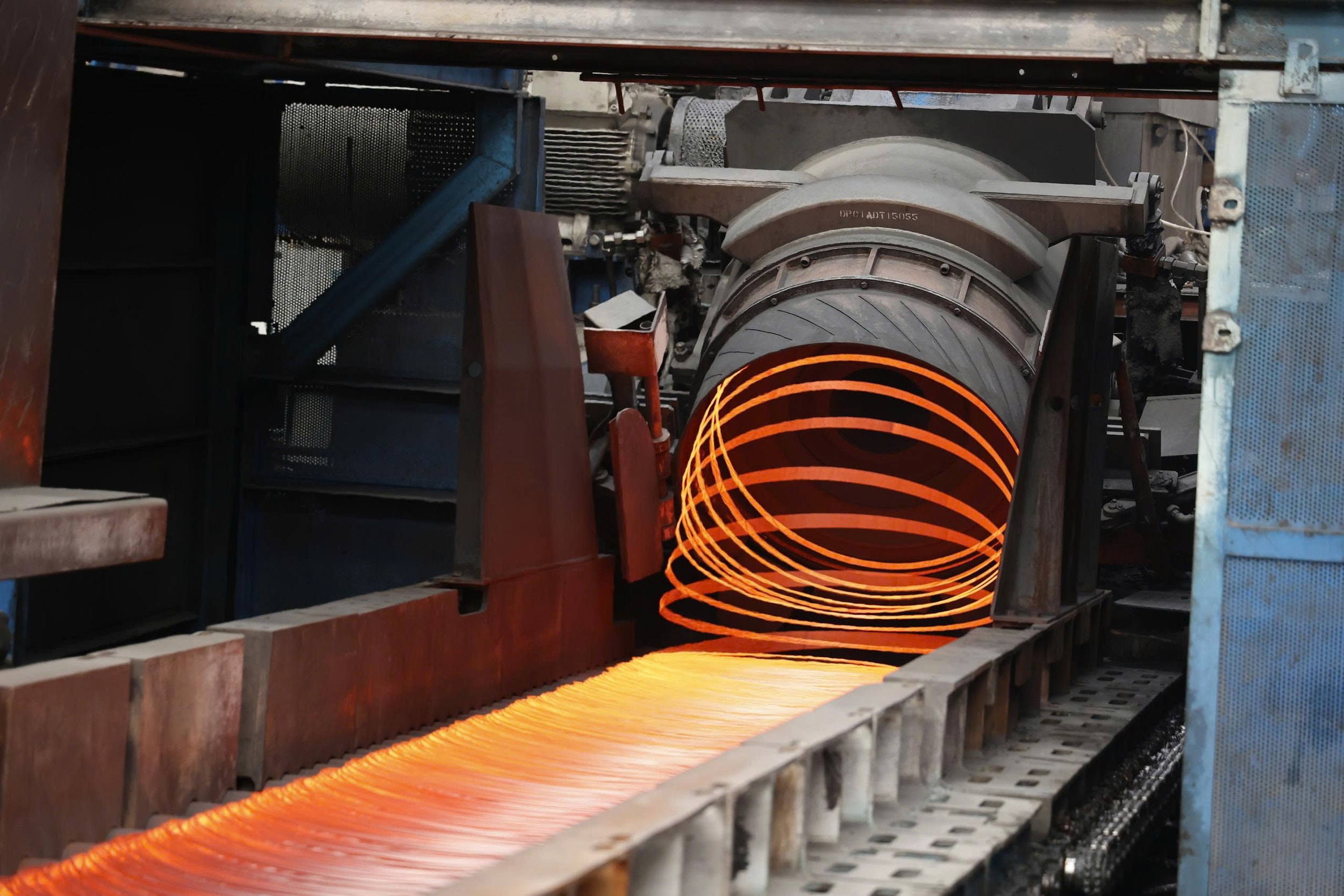 D&acirc;y chuyền c&aacute;n cuộn CLC.