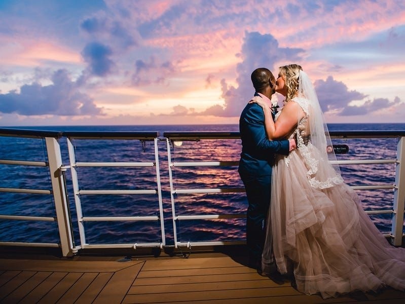 H&#233; lộ “thủ phủ tiệc cưới” phong c&#225;ch ho&#224;ng gia sang xịn bậc nhất Việt Nam - Ảnh 1