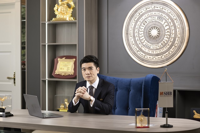 Ph&oacute; Chủ tịch SHB Đỗ Quang Vinh đăng k&yacute; mua hơn 100 triệu cp