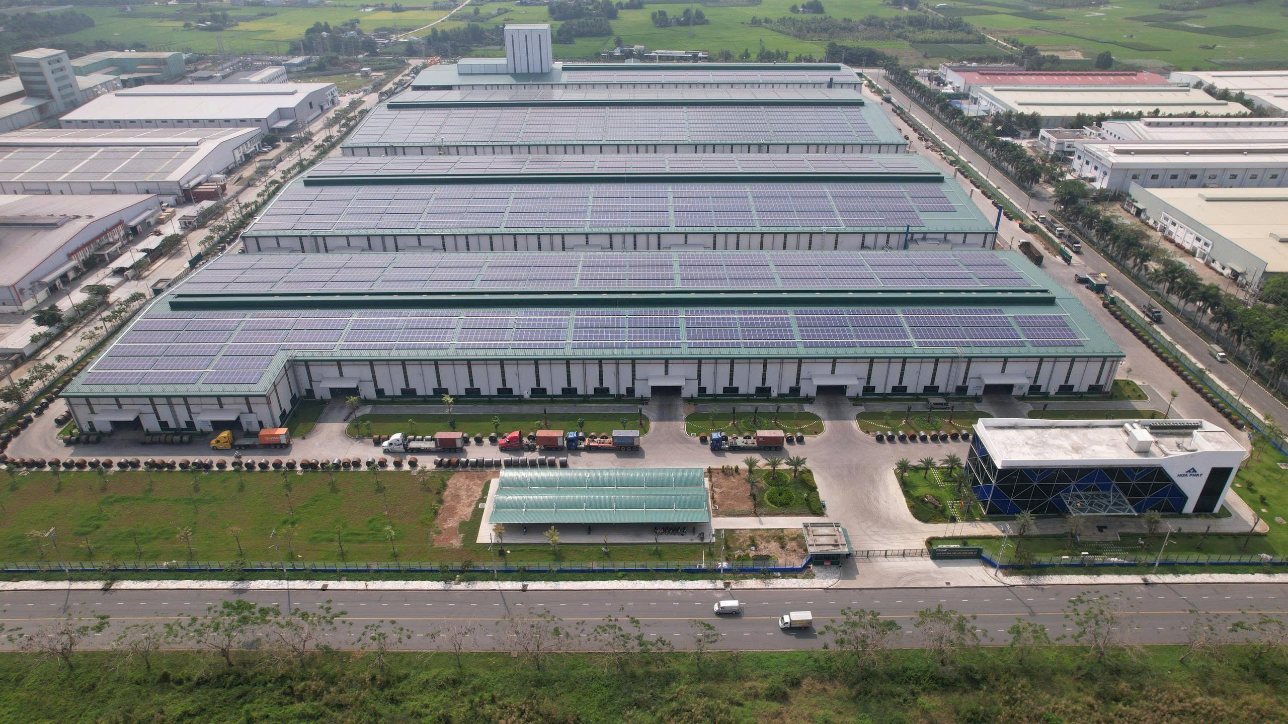 Hòa Phát khánh thành nhà máy sản xuất ống thép tại Tây Ninh công suất 400.000 tấn mỗi năm - Ảnh 5