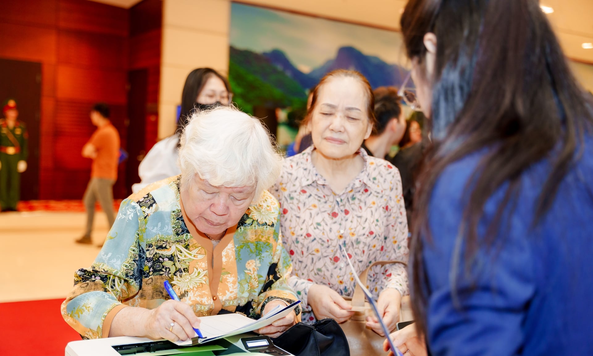 Chủ tịch MB nhấn mạnh: "Hơn 36 triệu kh&aacute;ch h&agrave;ng l&agrave; t&agrave;i sản qu&yacute; nhất của ch&uacute;ng t&ocirc;i"