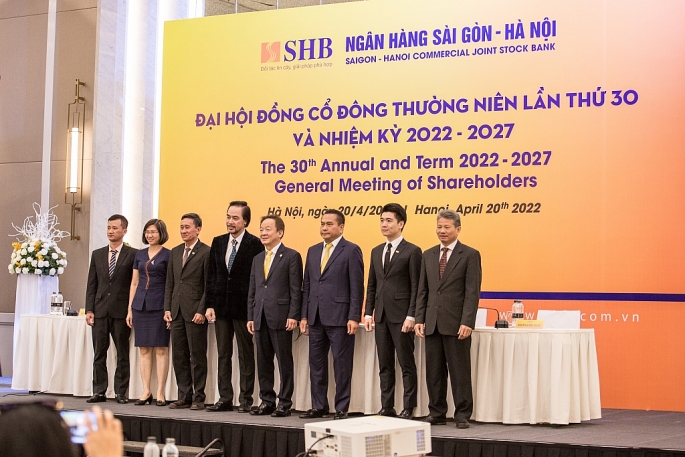 Hội đồng quản trị v&agrave; Ban Kiểm so&aacute;t Ng&acirc;n h&agrave;ng SHB nhiệm kỳ 2022 &ndash; 2027 ra mắt Đại hội đồng cổ đ&ocirc;ng &nbsp;