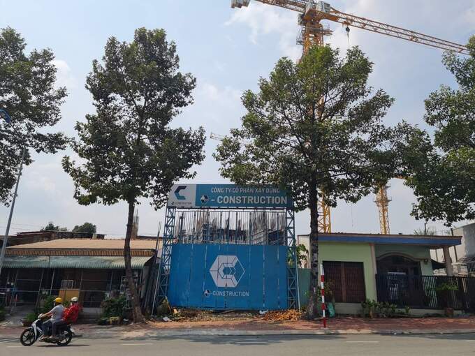 Li&ecirc;n tục sai phạm nhưng dự &aacute;n C-River View của Cường đ&ocirc; la vẫn được Sở X&acirc;y dựng, Sở T&agrave;i nguy&ecirc;n v&agrave; M&ocirc;i trường tỉnh B&igrave;nh Dương "hợp thức h&oacute;a" nhanh, gọn, lẹ.