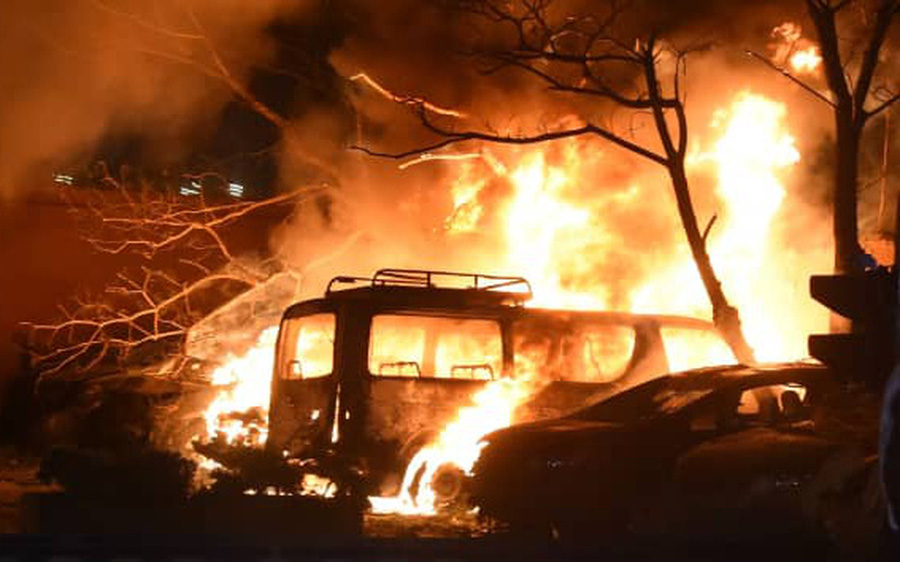 Pakistan: Đ&#225;nh bom kh&#225;ch sạn Đại sứ Trung Quốc lưu tr&#250;, 4 người thiệt mạng - Ảnh 1