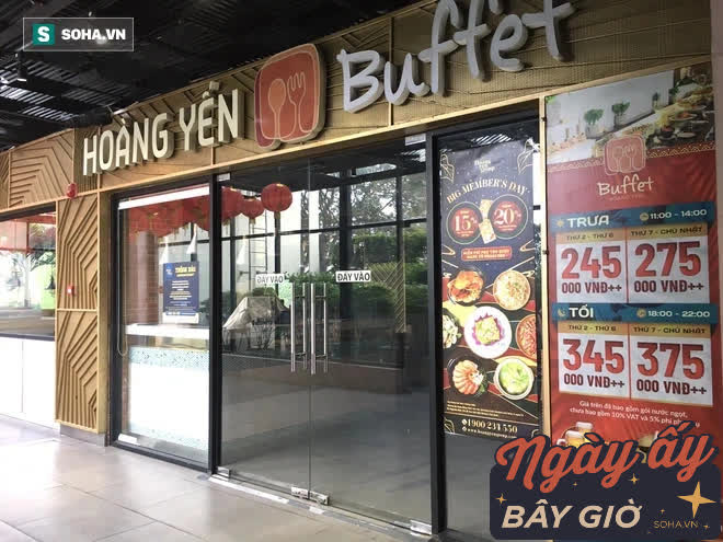 Tầng 3 nhiều nh&agrave; h&agrave;ng lớn cũng đ&oacute;ng cửa, đồ đạc thiết bị được che vải, b&aacute;m bụi l&acirc;u ng&agrave;y. &nbsp;