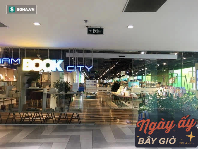 Nh&agrave; s&aacute;ch Phương Nam hoạt động ở tầng 2 l&agrave; khu vực rộng r&atilde;i, ấm c&uacute;ng nhất. &nbsp;