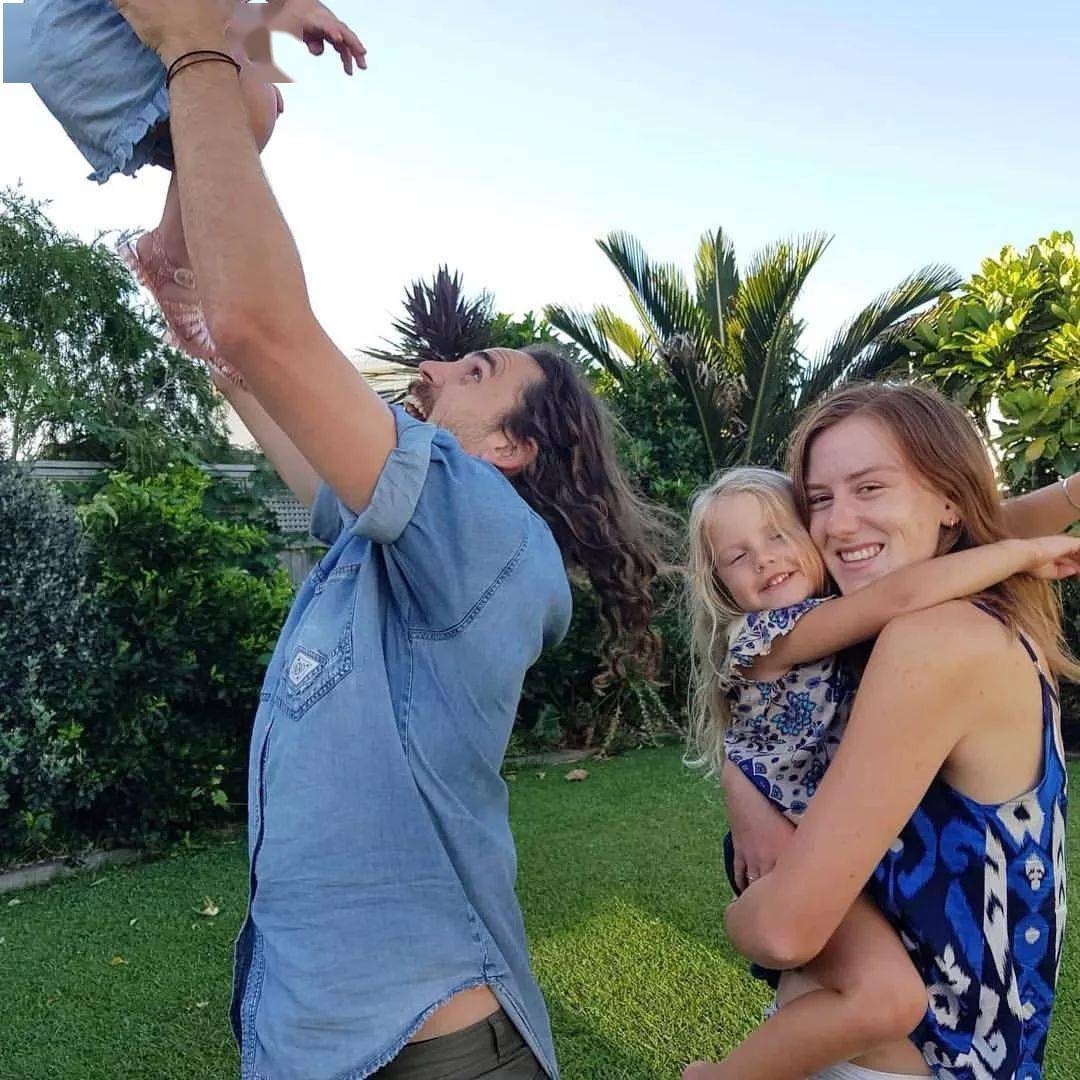 Vợ chồng &quot;đ&#225;nh cược&quot; th&#243;i quen tối giản, trong 30 ng&#224;y vứt đi gần 900 đồ vật: &quot;Ch&#250;ng t&#244;i t&#236;m lại được niềm vui đ&#237;ch thực!&quot; - Ảnh 15