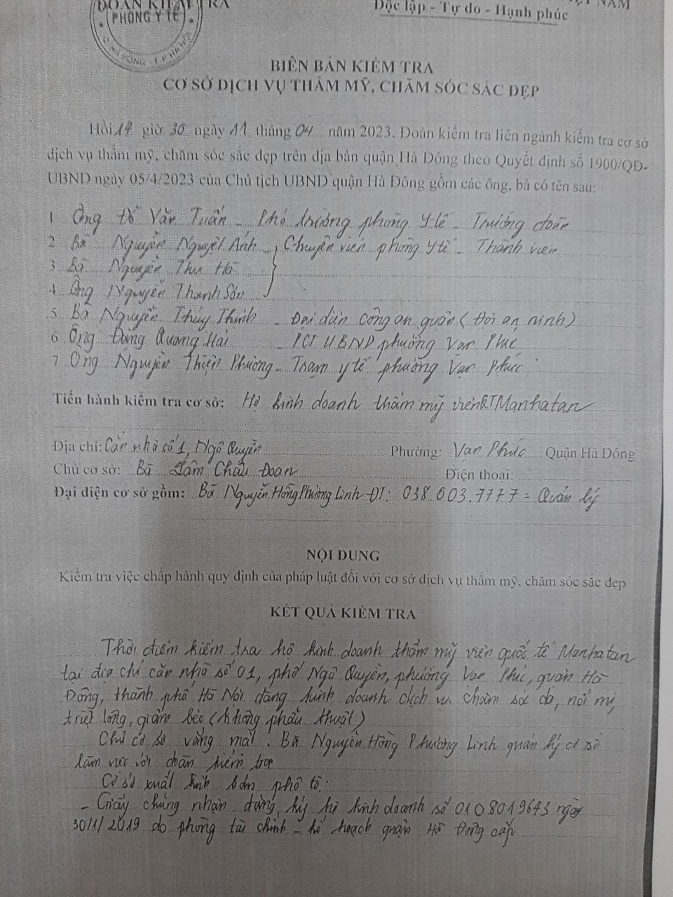 Bi&ecirc;n bản kiểm tra cơ sở VTM Manhattan do &ocirc;ng Đặng Quang Hải ph&oacute; chủ tịch phường Vạn Ph&uacute;c, quận H&agrave; Đ&ocirc;ng cung cấp .