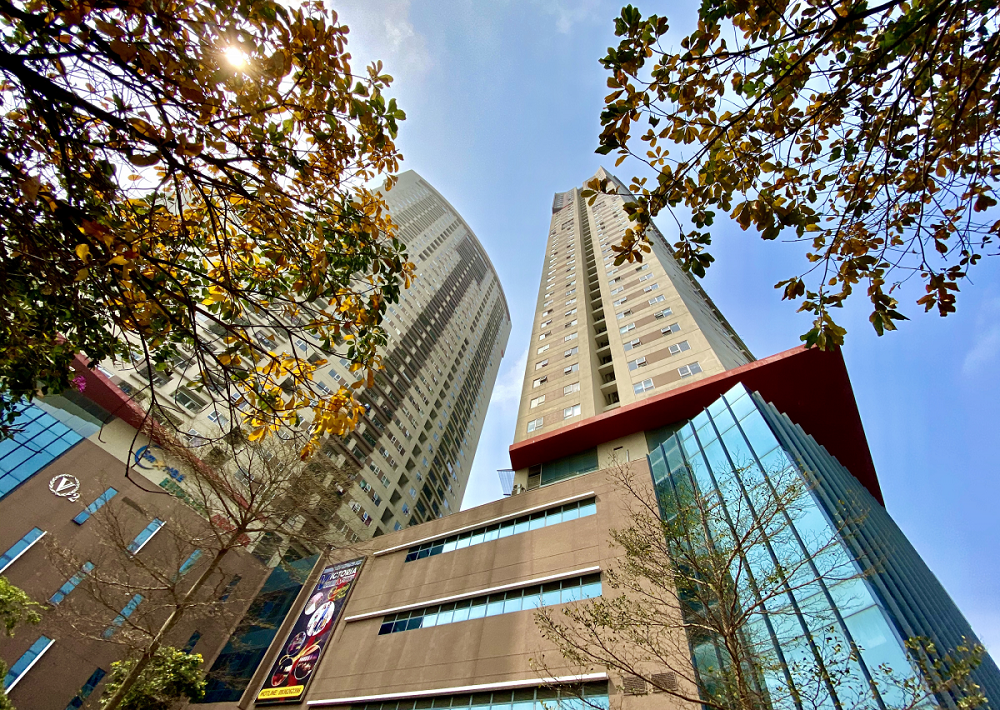 Tổ hợp cao tầng The Van Phu &ndash; Victoria nằm trong Khu đ&ocirc; thị mới Văn Ph&uacute;, quận H&agrave; Đ&ocirc;ng, với kiến tr&uacute;c độc đ&aacute;o m&agrave; hiếm dự &aacute;n n&agrave;o c&oacute; được. &nbsp;