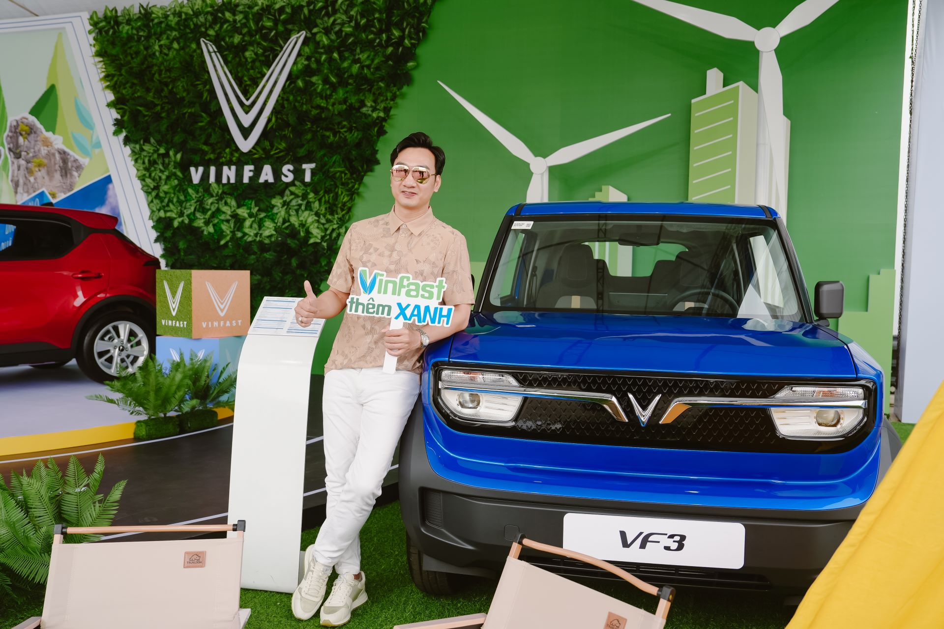 'Phủ Xanh, Sống Chất' rầm rộ khắp 30 tỉnh thành, hàng nghìn người hào hứng trải nghiệm xe điện VinFast - Ảnh 9