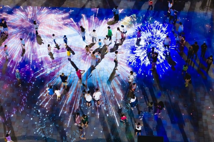 Si&#234;u quần thể đ&#244; thị biển của Vinhomes đ&#243;n gần 4 vạn kh&#225;ch trong 3 ng&#224;y nghỉ lễ - Ảnh 4