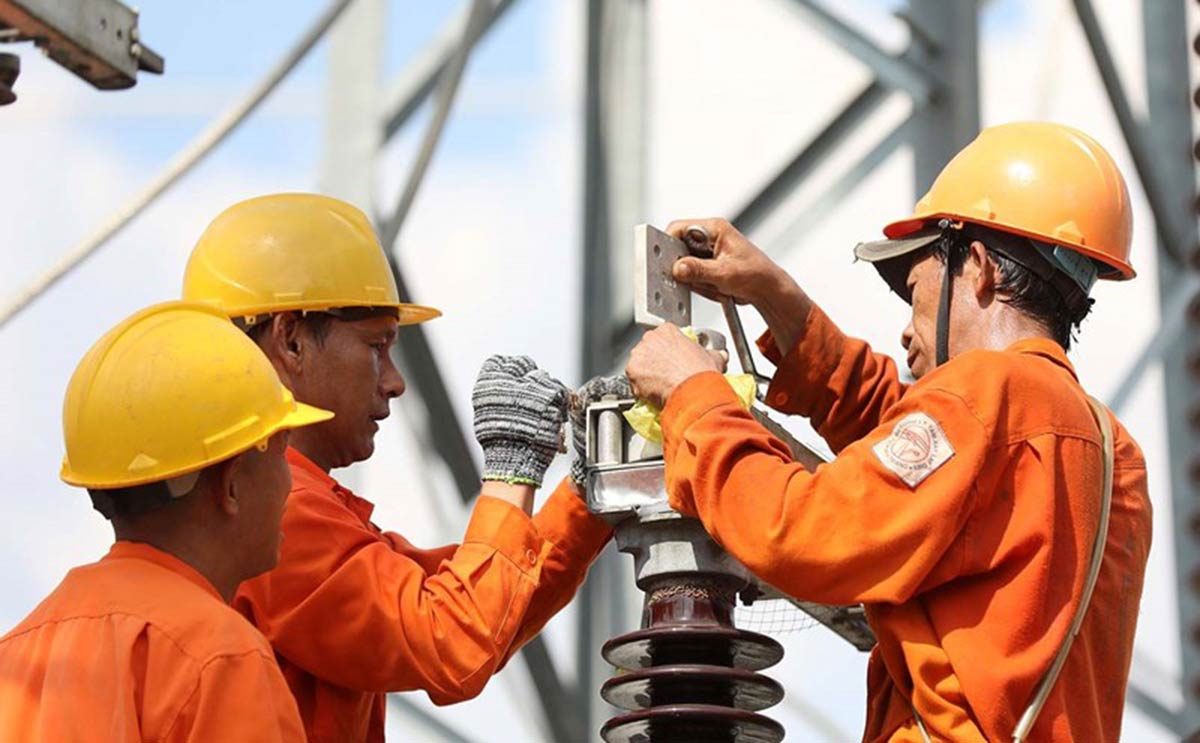 Gi&aacute; b&aacute;n lẻ điện b&igrave;nh qu&acirc;n lại tiếp tục tăng th&ecirc;m 4,8%.