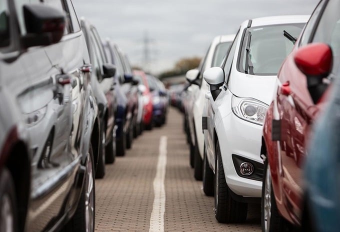 &#212;t&#244; nhập khẩu từ Trung Quốc về Việt Nam tăng mạnh - Ảnh 1