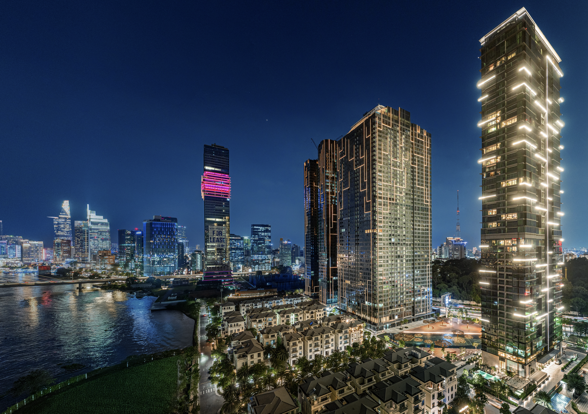 Grand Marina, Saigon hiện diện tr&ecirc;n v&ugrave;ng đất lịch sử, nối d&agrave;i k&yacute; ức Ba Son bằng một chuẩn sống quốc tế, nơi cư d&acirc;n sống giữa lịch sử v&agrave; tầm nh&igrave;n to&agrave;n cầu (Ảnh: Masterise Homes).