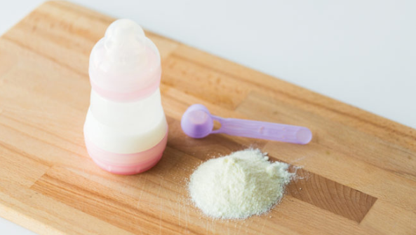 FDA cảnh b&#225;o về thị trường&#160;sữa c&#244;ng thức trẻ em hiện nay - Ảnh 1