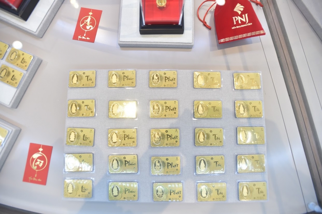 Gi&aacute; v&agrave;ng thế giới bật tăng trở lại