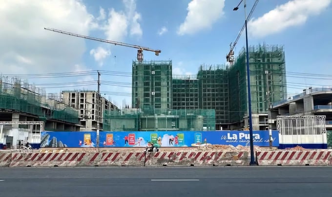 Astral City t&aacute;i xuất với t&ecirc;n mới La Pura, ch&agrave;o b&aacute;n gi&aacute; 60 triệu/m&sup2; &ndash; kh&aacute;ch cũ mong ho&agrave;n tiền, kh&aacute;ch mới c&oacute; n&ecirc;n v&agrave;o.