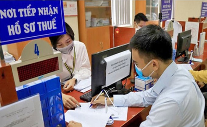 Đề xuất thu nhập tr&ecirc;n 28,63 triệu đồng/th&aacute;ng mới phải nộp thuế thu nhập c&aacute; nh&acirc;n.