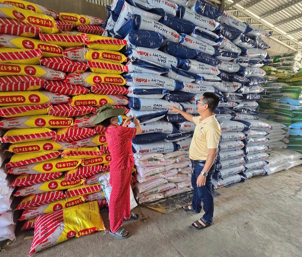 Phú Mỹ cung ứng gần nửa triệu tấn phân bón cho vụ Hè thu mùa mưa.