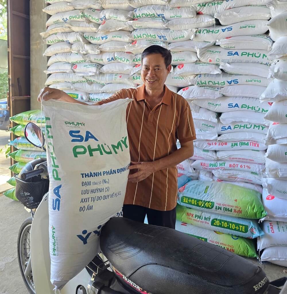 Phú Mỹ cung ứng gần nửa triệu tấn phân bón cho vụ Hè thu mùa mưa.