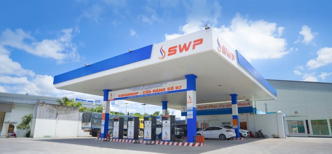 Gi&aacute;m đốc C&ocirc;ng ty TNHH Xăng dầu T&acirc;y Nam S.W.P nguy cơ bị tạm ho&atilde;n xuất cảnh