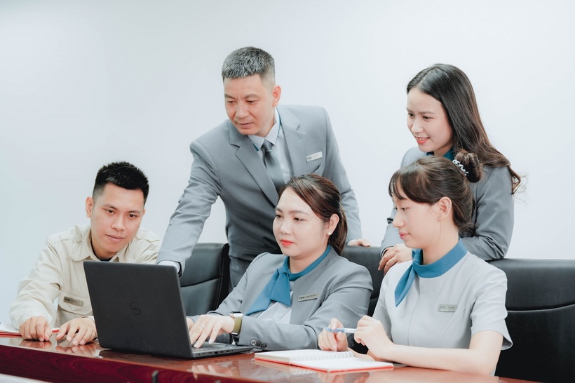 Một buổi họp của BQL TNPM về triển khai c&ocirc;ng t&aacute;c vận h&agrave;nh.