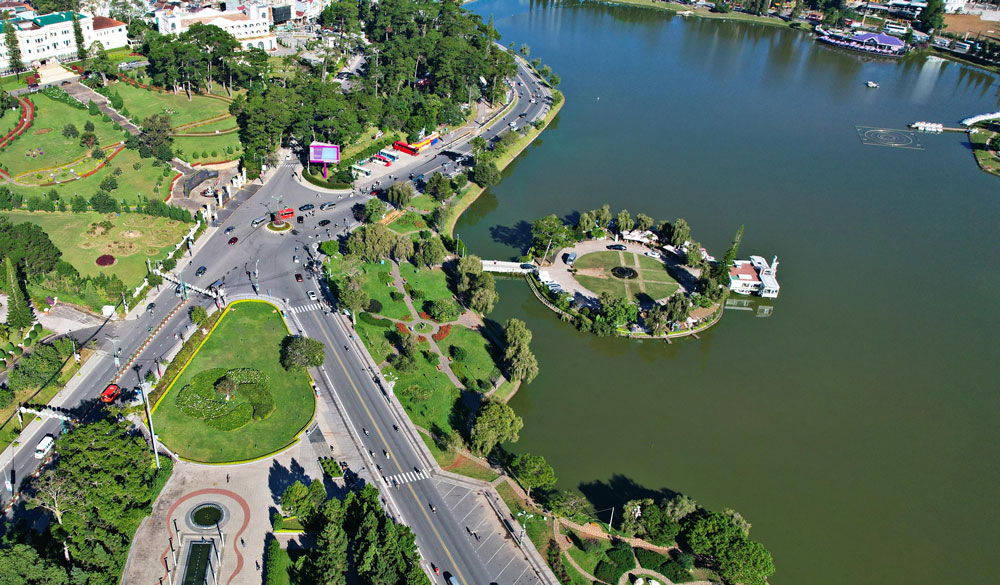 Khu vực Nh&agrave; h&agrave;ng Thủy Tạ (số 1, Yersin cũ). Ảnh: B&aacute;o L&acirc;m Đồng