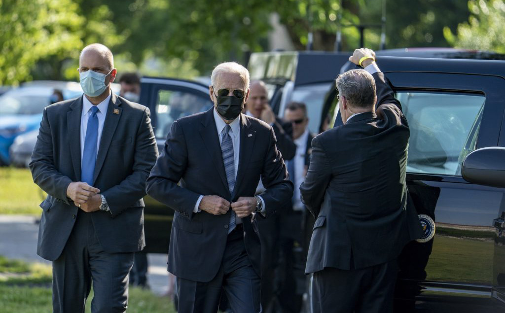 Cuộc điều tra mật nghi ngờ virus SARS-Cov-2 rò rỉ từ Vũ Hán bị ông Biden đình chỉ - Ảnh 1