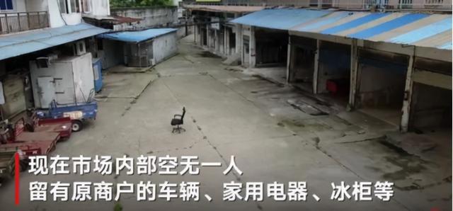 Khung cảnh vắng lặng rợn người bên trong ổ dịch Covid-19 đầu tiên trên thế giới - Ảnh 3