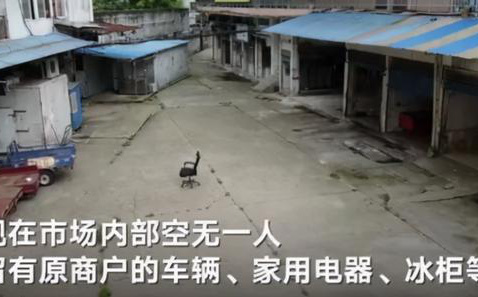 Khung cảnh vắng lặng rợn người bên trong ổ dịch Covid-19 đầu tiên trên thế giới - Ảnh 1