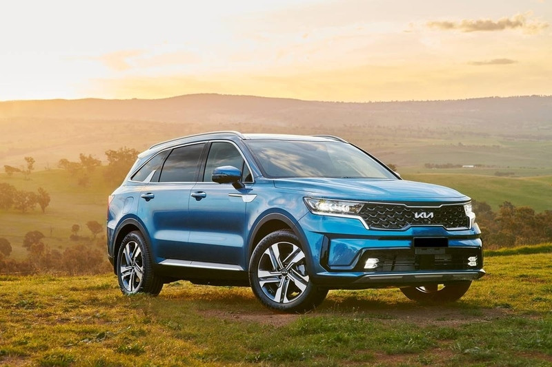 C&#243; g&#236; ở mẫu xe hybrid b&#236;nh d&#226;n đầu ti&#234;n được lắp r&#225;p tại Việt Nam? - Ảnh 1