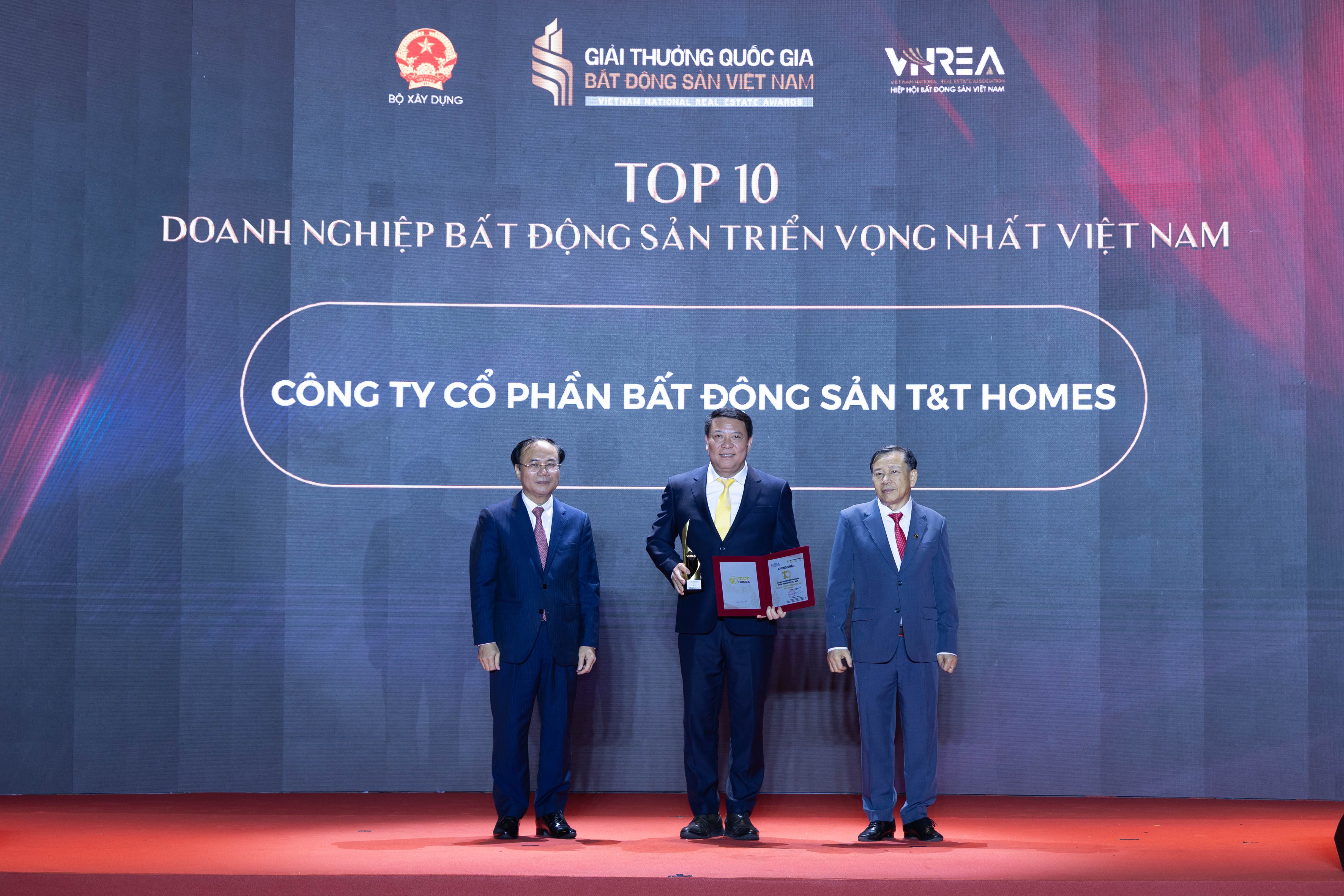 T&amp;T Homes được vinh danh Top 10 doanh nghiệp Bất động sản triển vọng nhất Việt Nam trong khu&ocirc;n khổ Giải thưởng quốc gia Bất động sản.