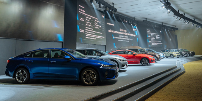 C&aacute;c mẫu xe Kia trong lễ ra mắt của Thaco. &nbsp;