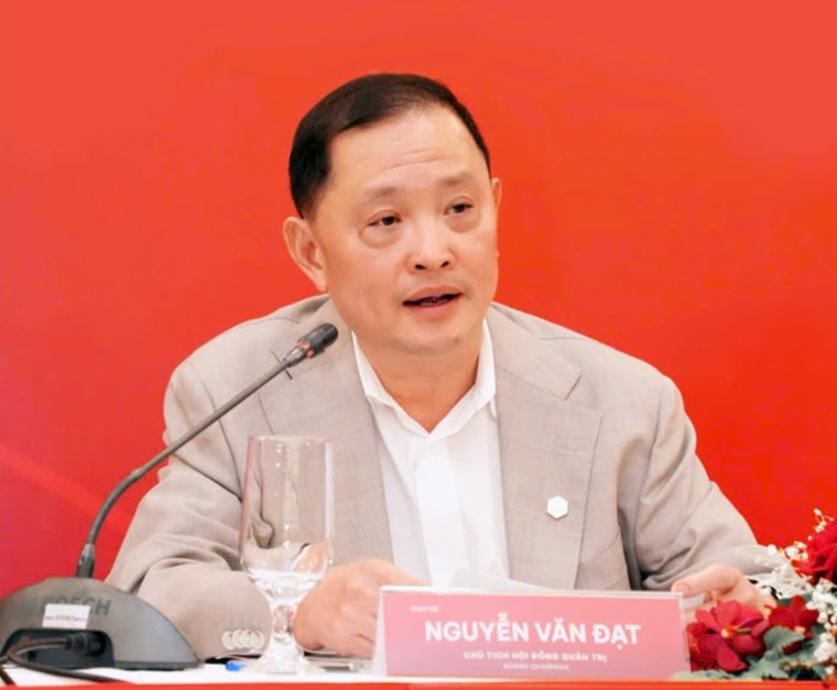 "Gã khổng lồ" Phát Đạt: Tái cấu trúc hay nghệ thuật đòn bẩy tài chính? - Ảnh 1