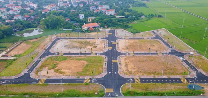 Đề xuất bỏ quy định nộp tiền đất bổ sung để khơi th&ocirc;ng nguồn cung nh&agrave; ở.