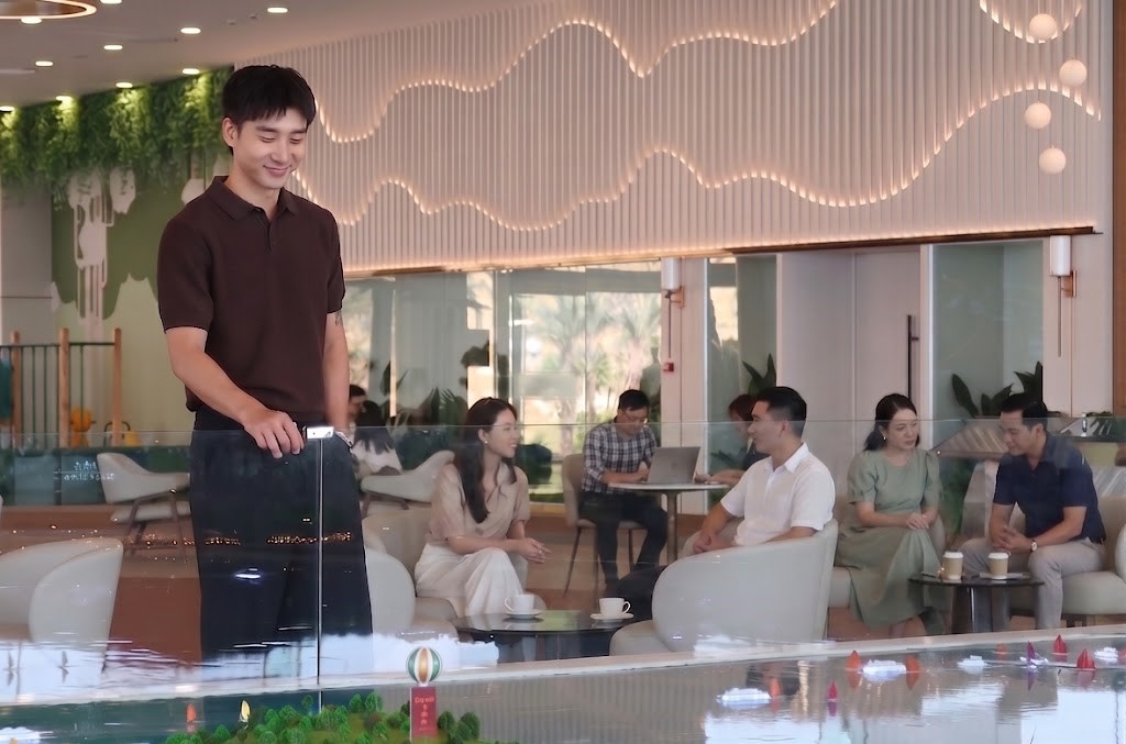 Anh T&ocirc;n Kinh L&acirc;m ấn tượng với quy hoạch v&agrave; tiềm năng vận h&agrave;nh tạo d&ograve;ng tiền của sản phẩm song lập Bạch V&acirc;n