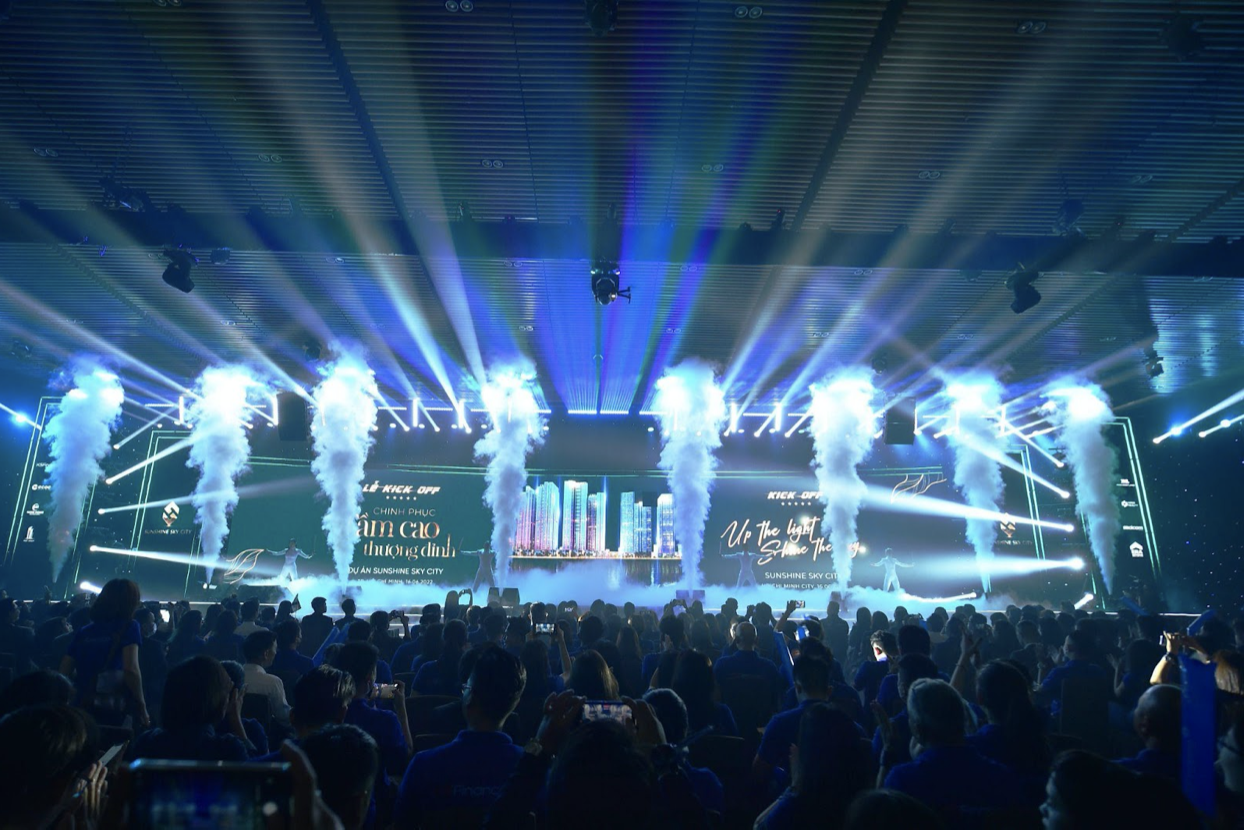 Sunshine Sky City &amp; Lễ Kick-off nhiều &quot;gi&#225; trị tầm cao&quot; - Ảnh 2