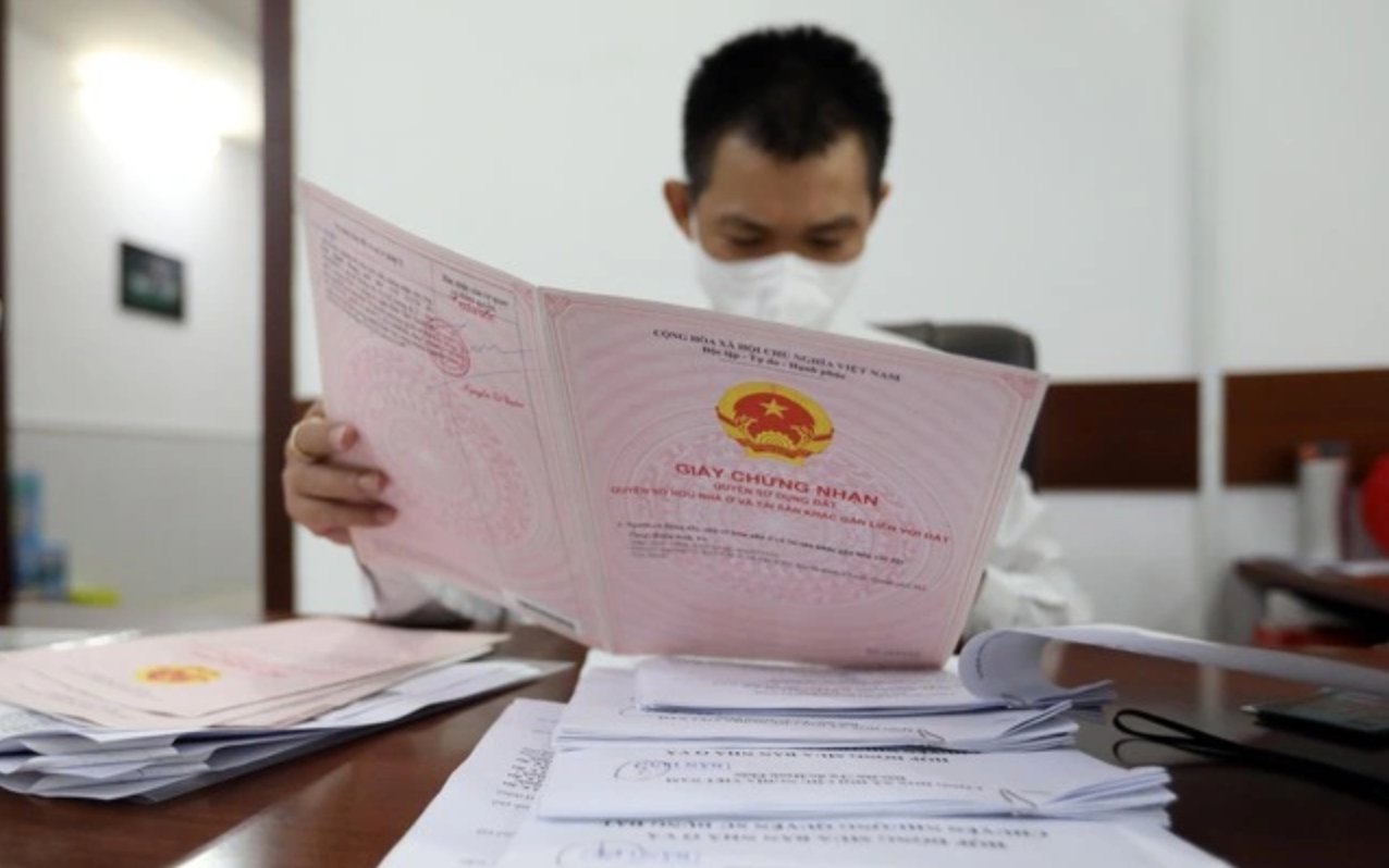 Khoản tiền b&aacute;n nh&agrave;, b&aacute;n đất chuyển tiền v&agrave;o t&agrave;i khoản c&aacute; nh&acirc;n c&oacute; thể ph&aacute;t sinh nghĩa vụ thuế