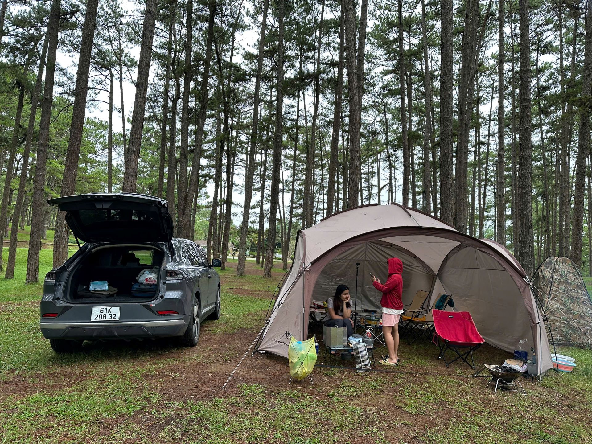 Chiếc VF 8 của anh Tam trong một chuyến du lịch c&ugrave;ng gia đ&igrave;nh &nbsp;