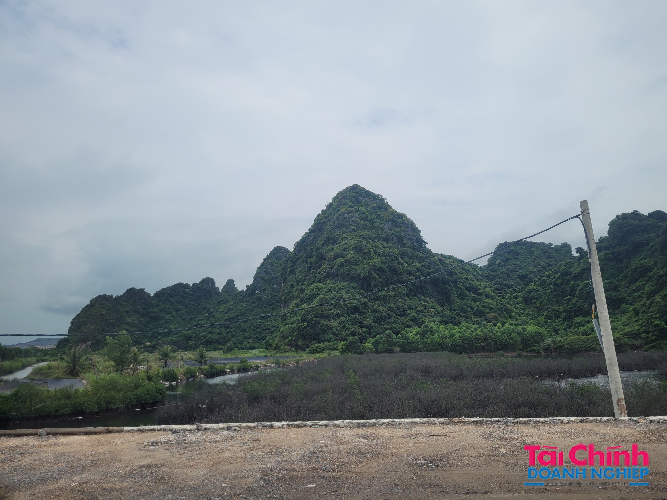 Quảng Ninh: Doanh nghiệp mới khai sinh được 40 ng&#224;y ẵm khu đất ngh&#236;n tỷ tại Cẩm Phả - Ảnh 1