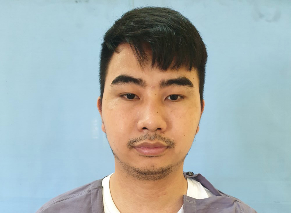 Bị can Nguyễn Thế Dương - người giữ vai trò quản lý, điều hành hoạt đô%3ḅng của sàn Hitoption.net - Ảnh: Công an Hải Phòng  
