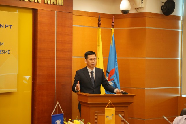 &Ocirc;ng Nguyễn Anh Dũng, Ph&oacute; gi&aacute;m đốc Ban Kh&aacute;ch h&agrave;ng Tổ chức &ndash; Doanh nghiệp (VNPT) cho rằng sản phẩm của PVcomBank ph&ugrave; hợp với kh&aacute;ch h&agrave;ng doanh nghiệp SME