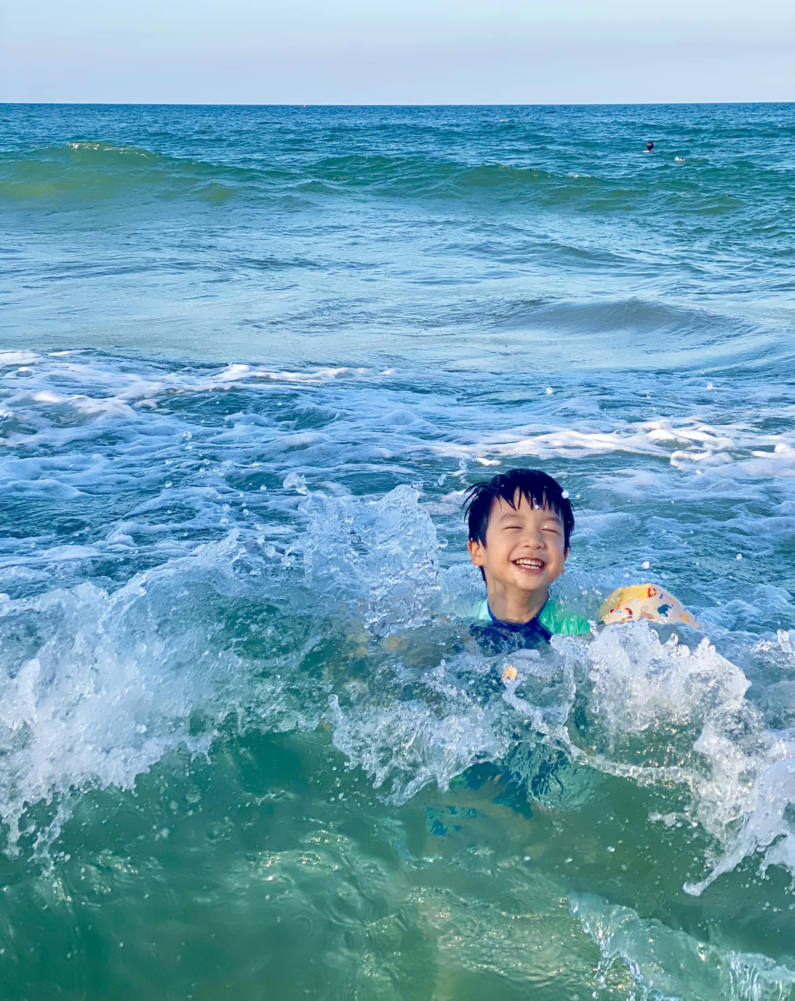 Bỏ Hà Nội vào Đà Nẵng sống vì mê biển, 