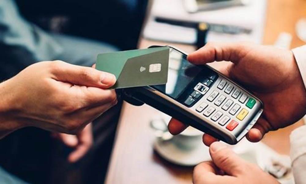 Cảnh b&#225;o: Những h&#224;nh vi bị cấm trong thanh to&#225;n kh&#244;ng tiền mặt - Ảnh 1