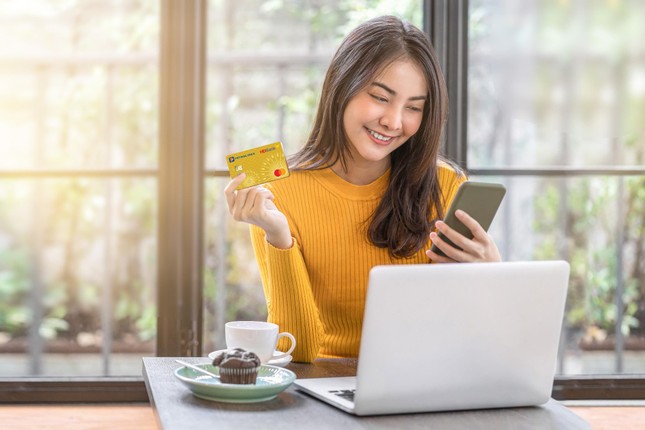 V&#236; sao nhiều người chịu đi l&#224;m xa h&#224;ng chục km d&#249; x&#243;t xăng, đau lưng? - Ảnh 1