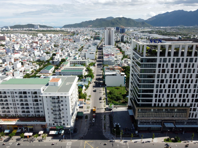 Đoạn BT đường số 4 đi qua 2 khu đ&ocirc; thị của VCN. (Ảnh: Khải An).