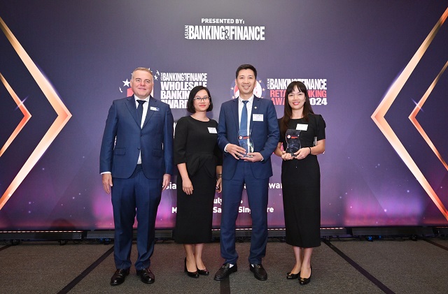 Đại diện PVcomBank nhận 2 giải thưởng quốc tế từ tạp ch&iacute; uy t&iacute;n h&agrave;ng đầu ch&acirc;u &Aacute; - ABF